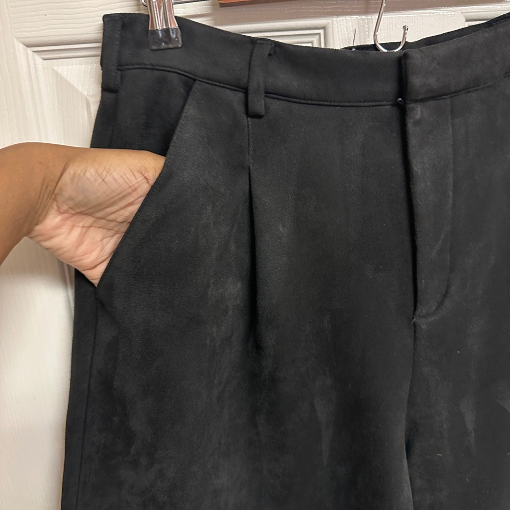 A Loves A Velvet Wide Leg Cropped Pants High Rise Size 12 Black Pleated Trousers - Picture 4 of 8